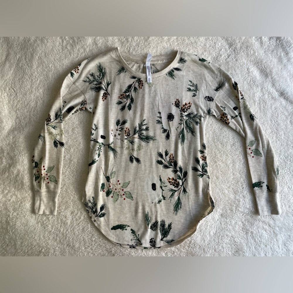Gilligan & O'Malley Cream Floral Long Sleeve Blouse